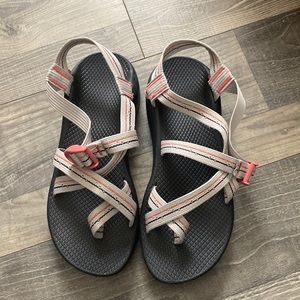 Chaco z cloud size 10